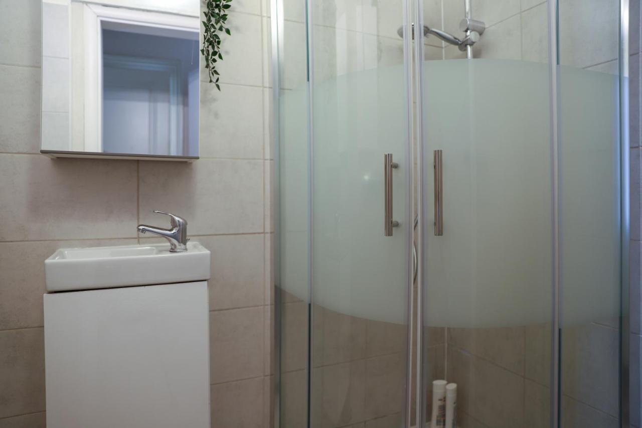 Spacious Apartment, 3 Min To U6 Metro Viena Exterior foto