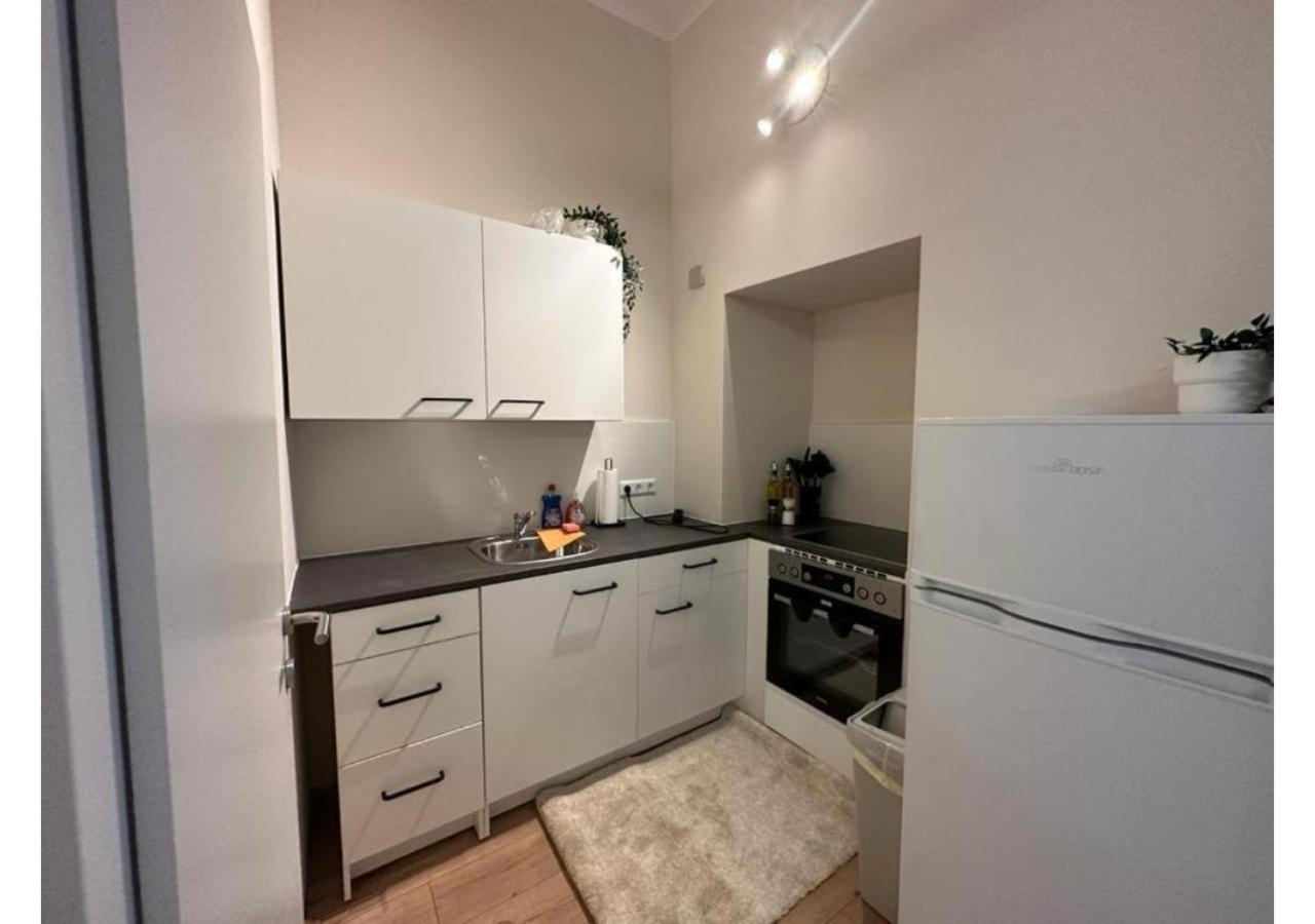 Spacious Apartment, 3 Min To U6 Metro Viena Exterior foto