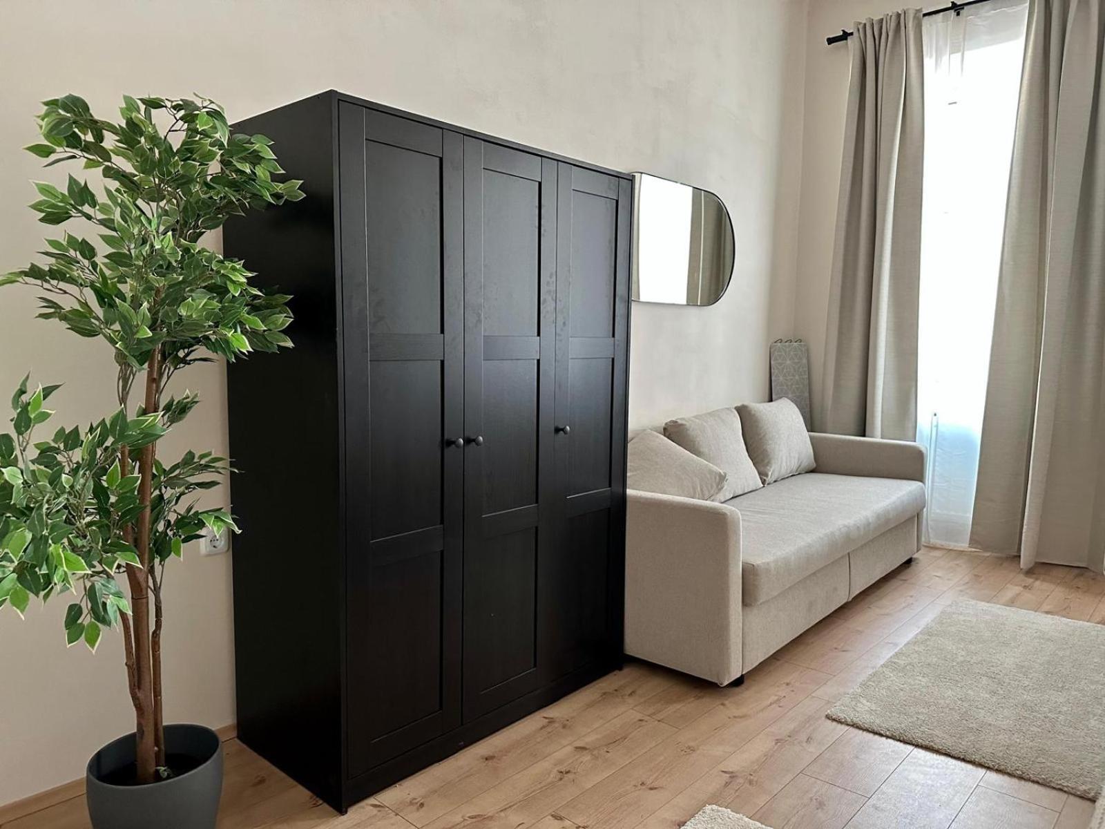 Spacious Apartment, 3 Min To U6 Metro Viena Exterior foto