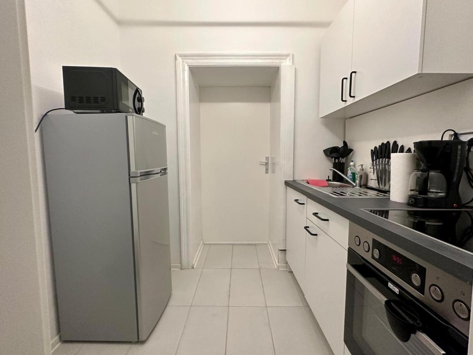 Spacious Apartment, 3 Min To U6 Metro Viena Exterior foto