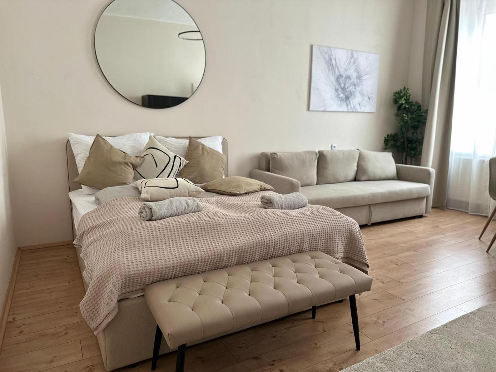 Spacious Apartment, 3 Min To U6 Metro Viena Exterior foto