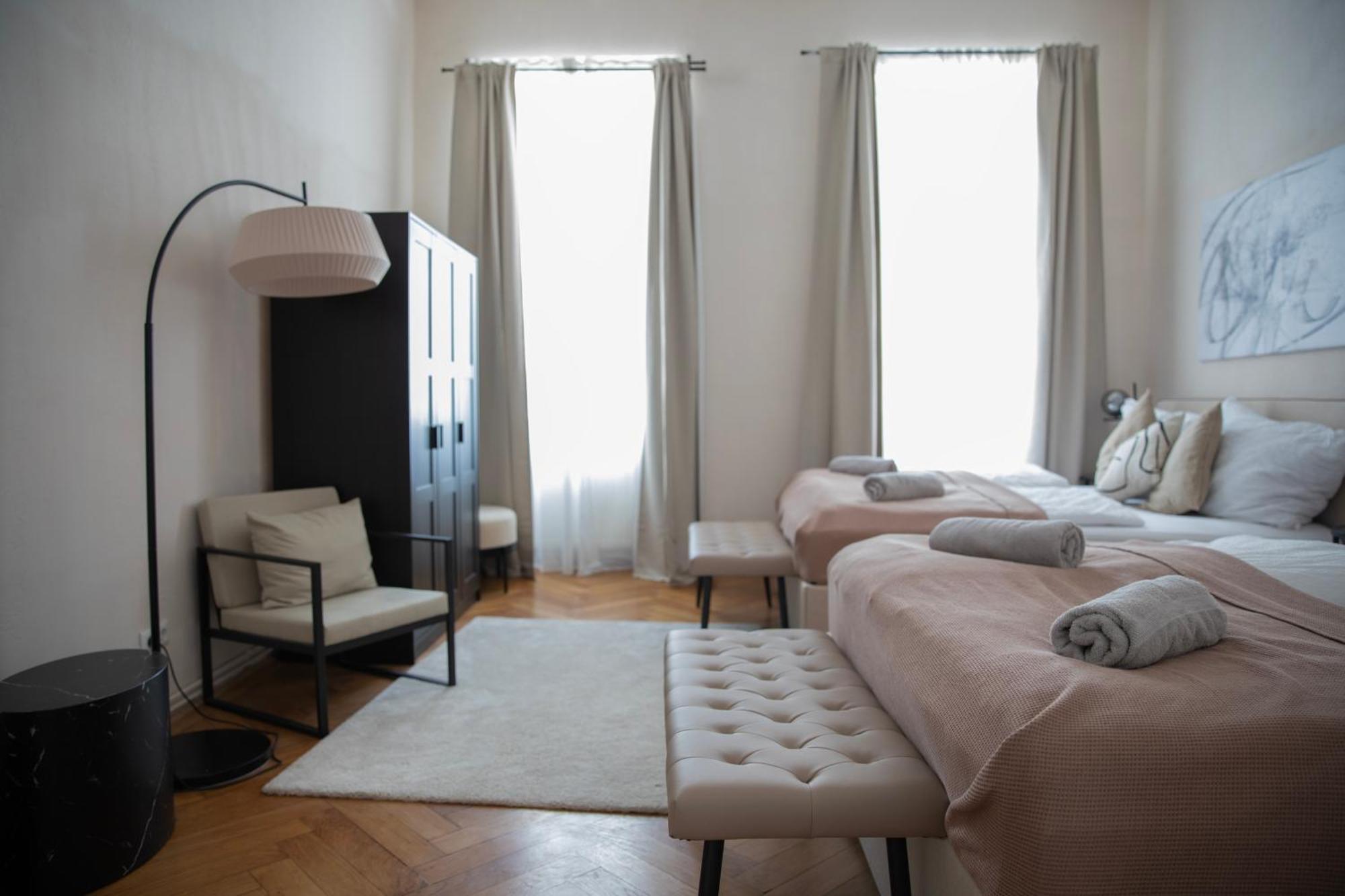 Spacious Apartment, 3 Min To U6 Metro Viena Exterior foto